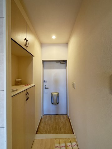 メゾン　ド　グラティアの玄関