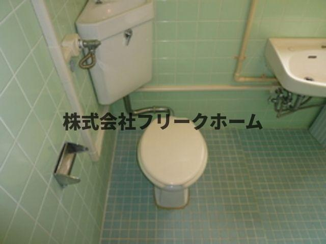 武蔵野市御殿山２丁目の賃貸マンションのトイレ