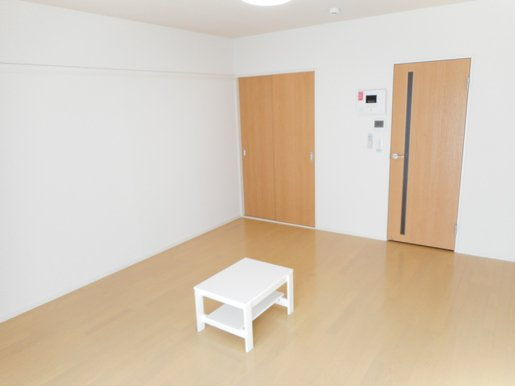 クレイノアンジュ鶴間の居間・リビング