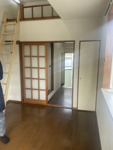 ベルコーポの居間・リビング