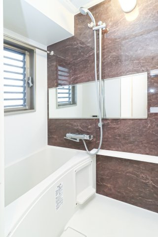 ラ・メゾンドサヴォイ　11階の浴室|別号室のものです。現状優先になります。