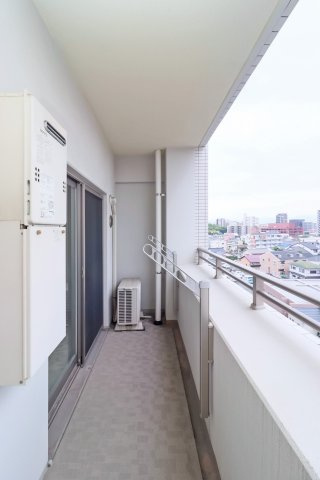 ラ・メゾンドサヴォイ　11階のバルコニー|別号室のものです。現状優先になります。