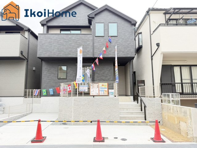 神戸市灘区高尾通1丁目　新築戸建　2号棟の外観|【ホームページに現地動画掲載中】●年中無休：当日予約可●お車2台駐車！王子公園駅徒歩18分！南向き♪