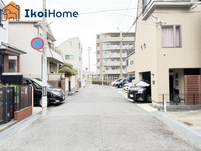 神戸市灘区高尾通1丁目　新築戸建　2号棟の前面道路含む現地写真|【ホームページに現地動画掲載中】●年中無休：当日予約可●小学校徒歩3分・中学校徒歩10分で通学も便利