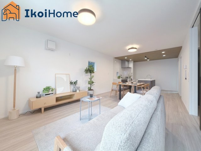 神戸市灘区高尾通1丁目　新築戸建　2号棟の居間・リビング|【ホームページに現地動画掲載中】●年中無休：当日予約可●ゆったり18帖のLDK♪長期優良住宅認定物件