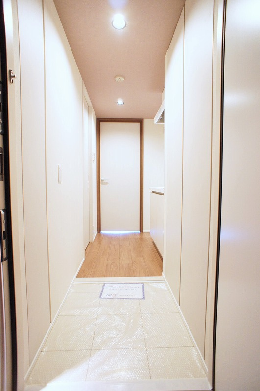 プライムメゾン大塚の玄関