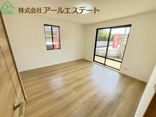 加古川市別府町新野辺　山陽電鉄「別府駅」徒歩19分の寝室