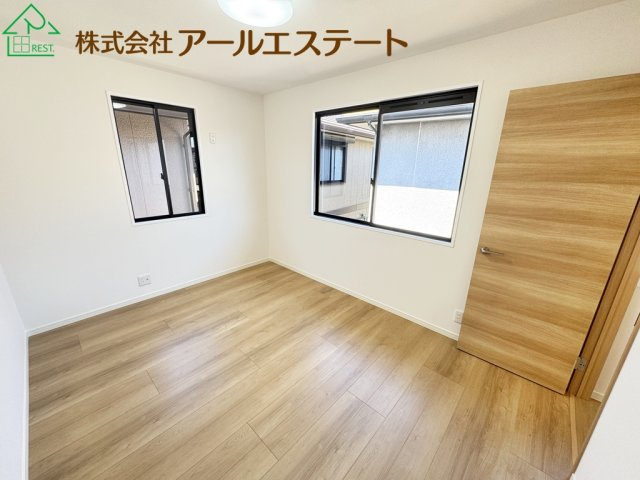 加古川市別府町新野辺　山陽電鉄「別府駅」徒歩19分の寝室