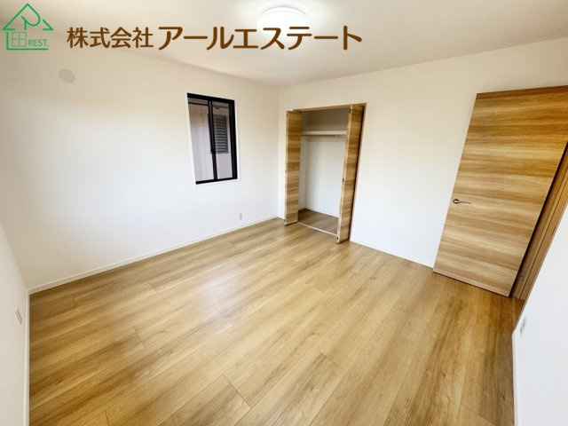 加古川市別府町新野辺　山陽電鉄「別府駅」徒歩19分の洋室