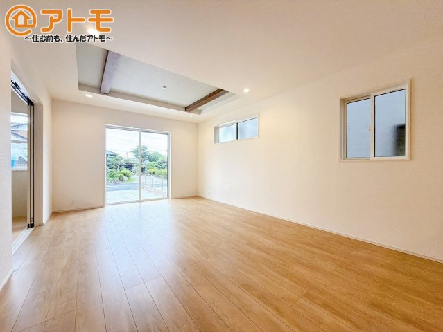 【居間・リビング】 | 富士宮市小泉　新築戸建て　2号棟