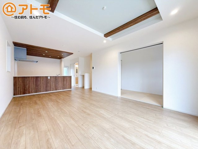 【居間・リビング】 | 富士宮市小泉　新築戸建て　2号棟