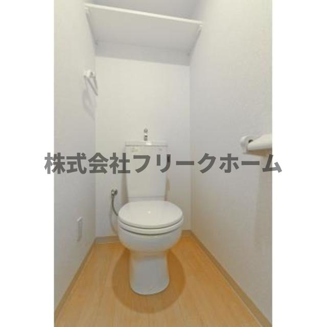 武蔵野市境２丁目の賃貸マンションのトイレ