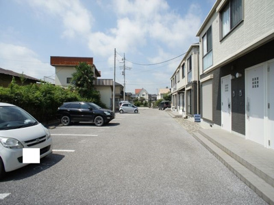 【駐車場】 | メゾン・ボヌールＥ | 駐車場2台込みです♪