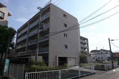 【外観】 | Le Vert 高槻（ﾙｳﾞｪｰﾙﾀｶﾂｷ）