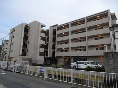 【外観】 | Le Vert 高槻（ﾙｳﾞｪｰﾙﾀｶﾂｷ）