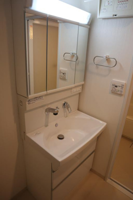 【洗面所】 | Le Vert 高槻（ﾙｳﾞｪｰﾙﾀｶﾂｷ）