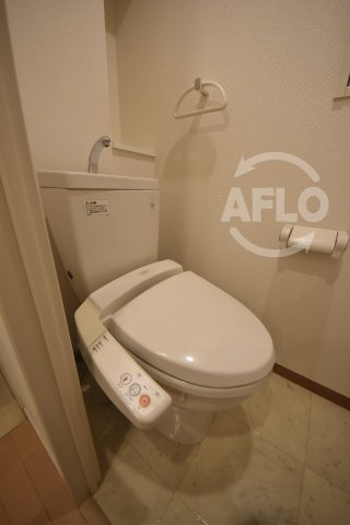 セイワパレス大手前西のトイレ|セイワパレス大手前西　温水洗浄便座