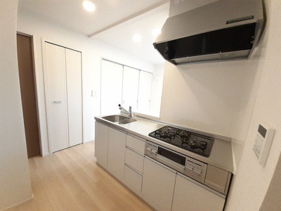 【キッチン】 | メゾン・カルムＡ