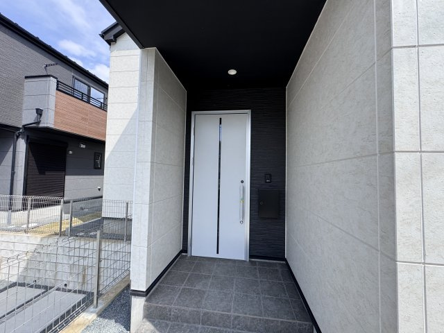 松戸市千駄堀新築戸建（千駄堀１期）のエントランス|エントランス・玄関ポーチ