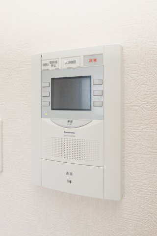 サヴォイブロンズガーデニア　7階のセキュリティ|別号室です。現状優先になります。