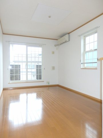 シャトーＫＩＮＫＩ　Ｃの居間・リビング|使いやすい居間です