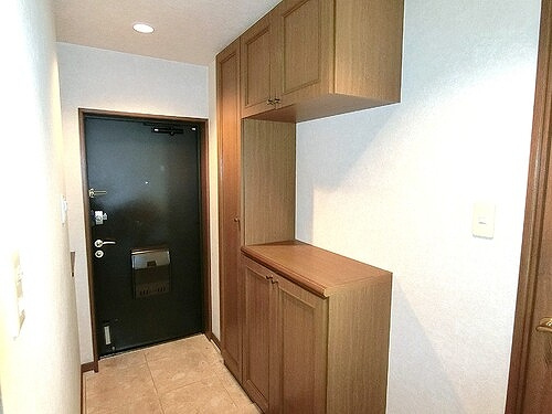 アーバンビュー皆実町の玄関|玄関・玄関収納　※内装工事前