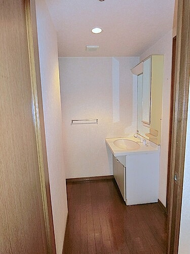 アーバンビュー皆実町の洗面所|洗面化粧台　※内装工事前