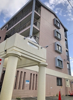 【エントランス】 | ペガサス弥永