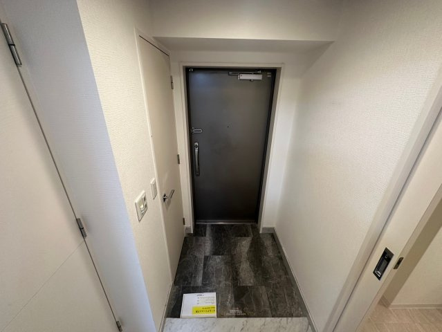 アーデンタワー北堀江の玄関