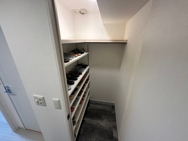 アーデンタワー北堀江の収納