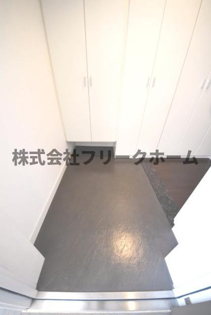 フィオレンテ小金井の玄関