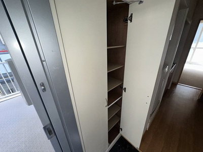 【玄関】 | レオパレスカーネリアン片倉 | 靴箱です。