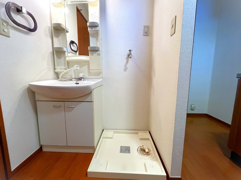 ビジョンハイツの独立洗面台|スペースが確保できる洗面所です