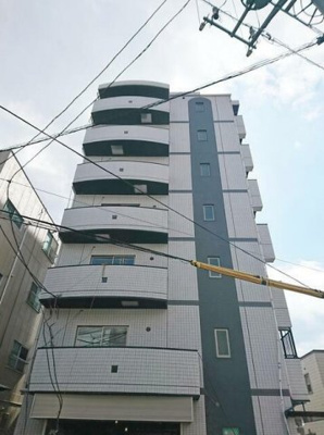 【外観】 | オールメゾン西荻窪 | 鉄筋コンクリート造のがっちりとした建物。