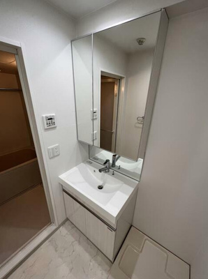 【独立洗面台】 | オールメゾン西荻窪 | 嬉しい独立洗面台付き。