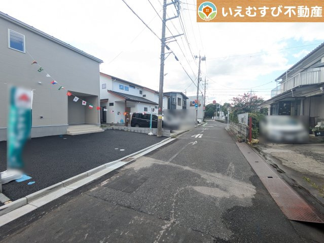Cradle garden　行田市向町第2の前面道路含む現地写真|充分な広さの前面道路
間口が広くお車の出し入れも問題なく行えるスペースが確保されています♪
