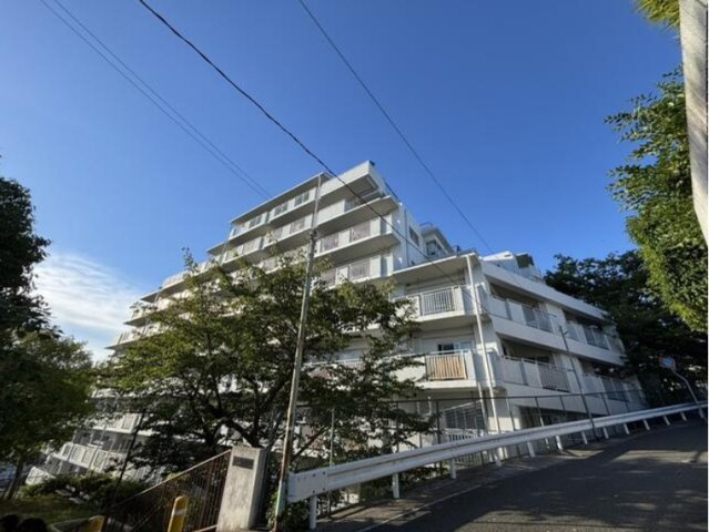 プリオーレ神戸山ノ手の外観