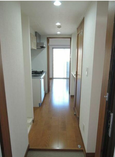 TOKIO久米川タワーの玄関