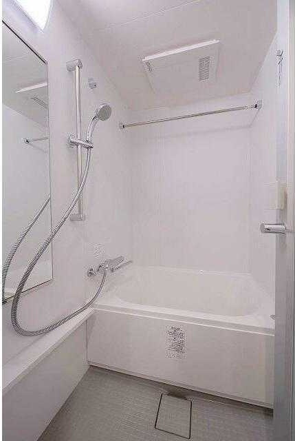 ベルグレード亀戸の浴室