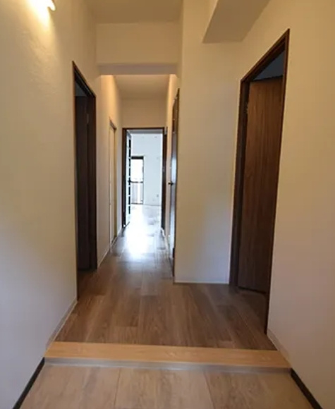 グランベール桃山台の玄関