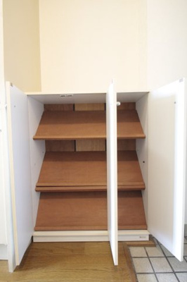 【収納】 | エッセンビル | シューズボックス・別室の写真です。