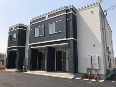 【外観】 | ラ・プレールⅠ | 外観写真（昼）