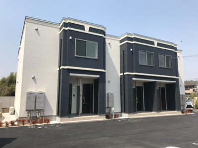 【外観】 | ラ・プレールⅠ | 外観写真（昼）