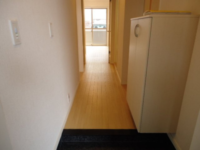 【玄関】 | プリオールＢ | ◆不動産すまラボの新プラン◆入居時の費用負担が0円で入居可能♪お気軽にお尋ねください♪