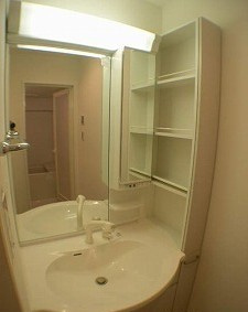 エストライフ勝どきの独立洗面台