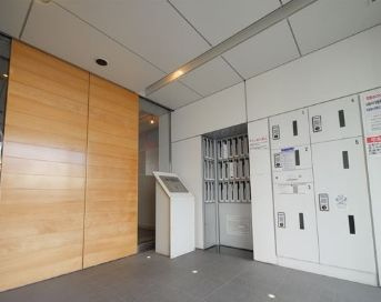 エストライフ勝どきのエントランス