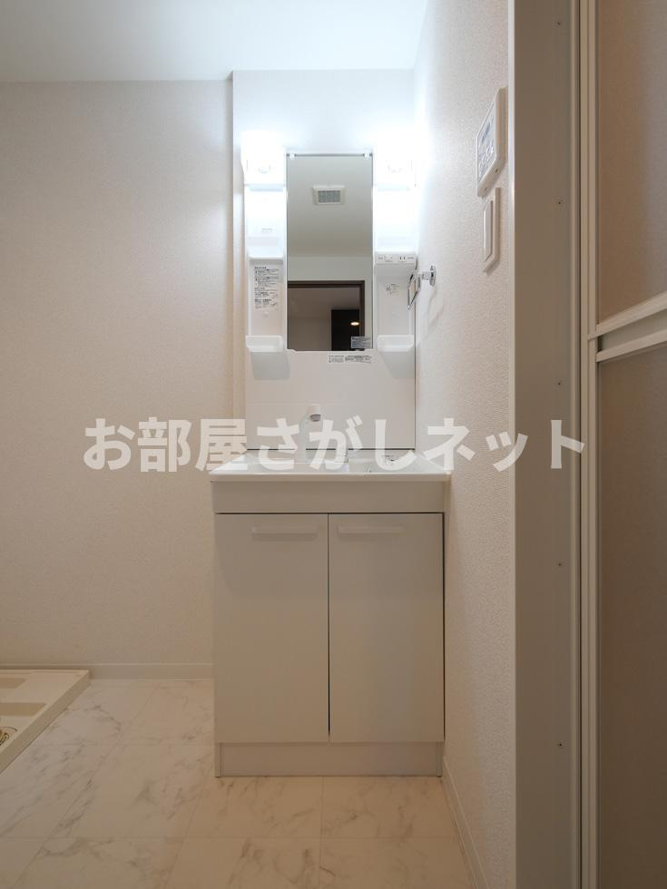 ジェノヴィア浅草Ⅲグリーンヴェール【おとり物件なし】#学生・社会人にオススメ！初期費用分割払いOK！の独立洗面台