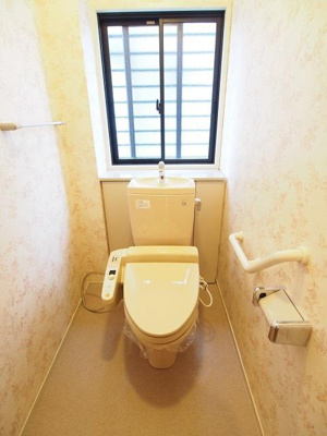 【トイレ】 | 荒井町千鳥３丁目戸建 | トイレです