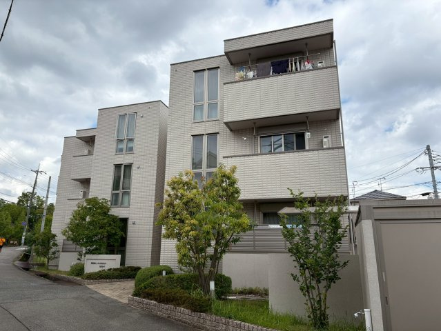 ヘーベルメゾン逆瀬川