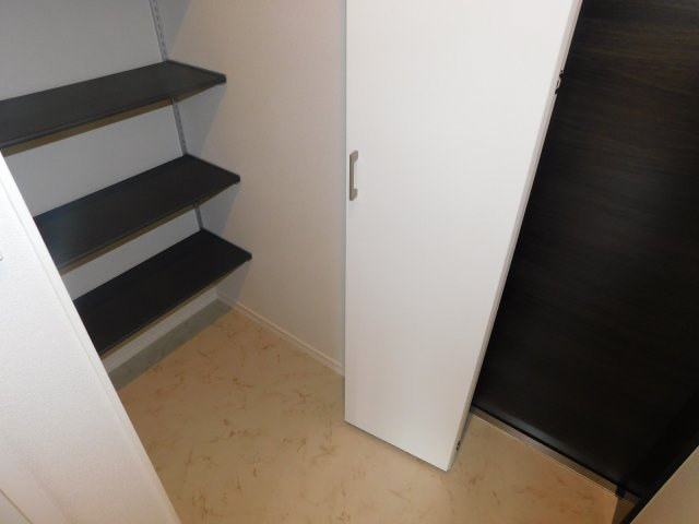 COCORO61113の玄関
